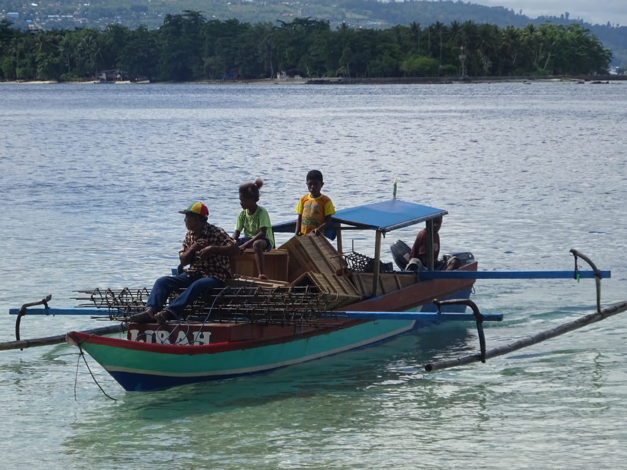Read more about the article PERAHU Penopang Hidup Masyarakat Pulau Mansinam